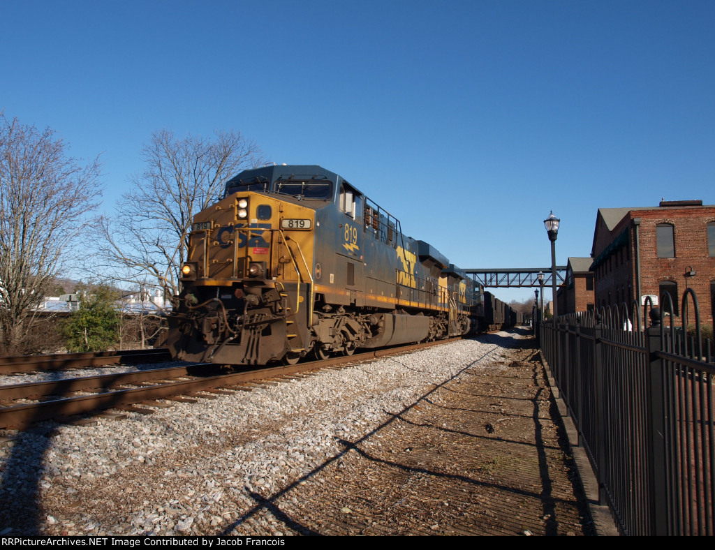 CSX 819